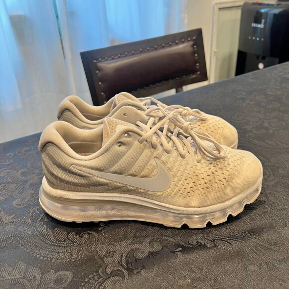 Nike Air Max 2017 Pure Platinum Wolf Grey (Women's) size 9 - Picture 1 of 11